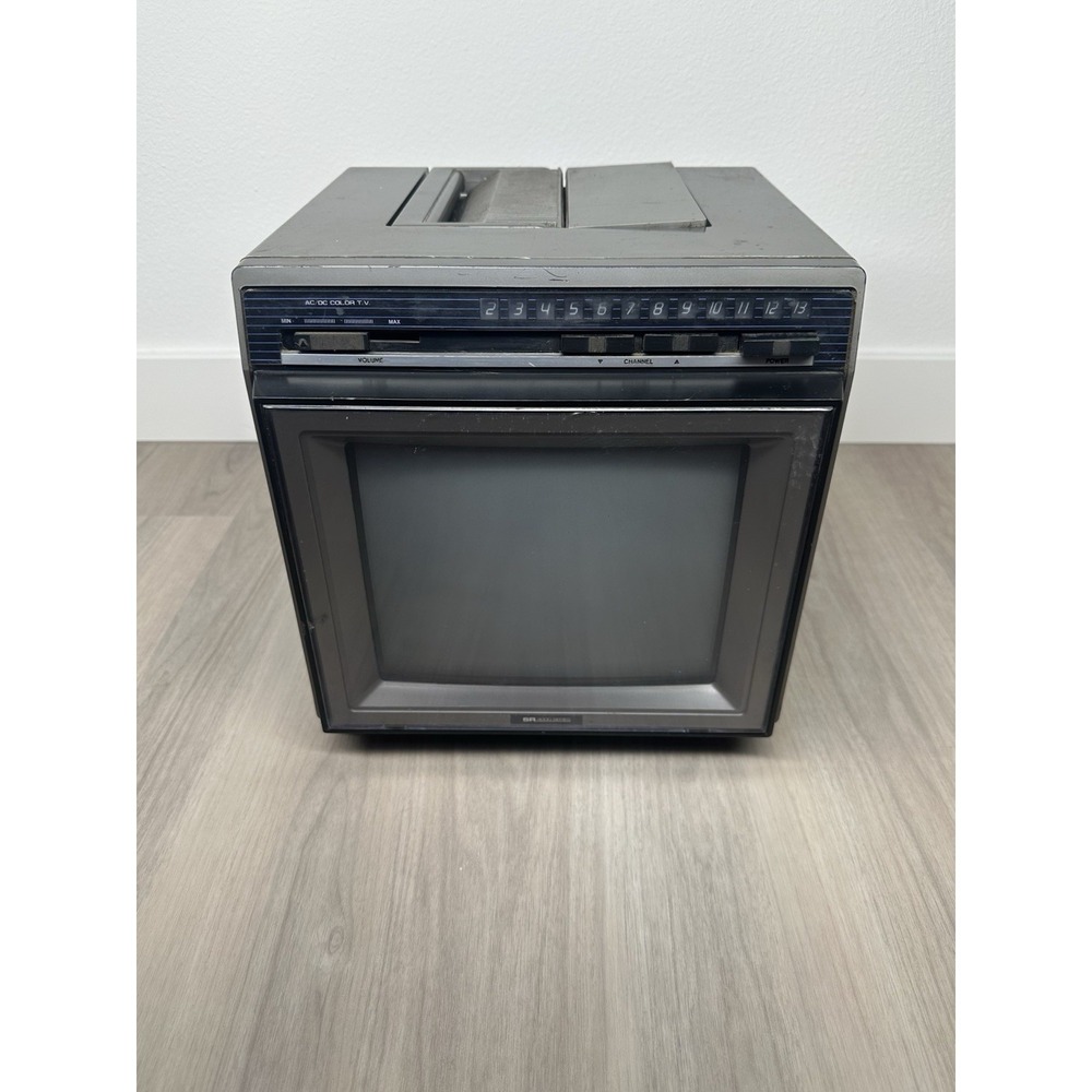 Vintage Sears Portable Color TV CRT SR3000 Model 580.40|5|650| - June 1986 Works
